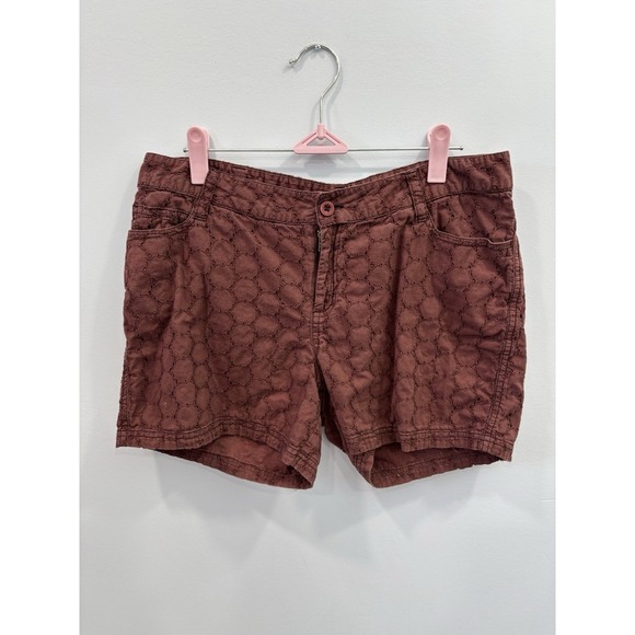 prAna Women's Shorts Michelle Eyelet Pattern 100% Cotton Size 6 Burgundy EUC - Picture 2 of 9
